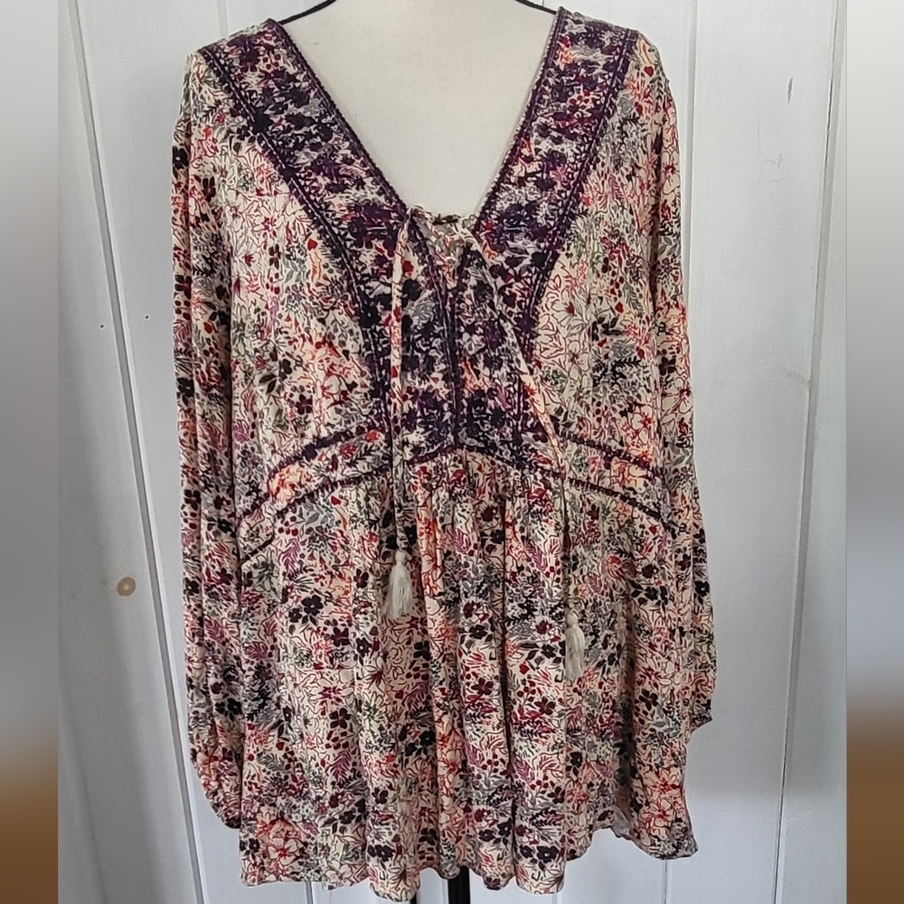 Torrid Babydoll Rayon Crepe Embroidered Lace Up Boho Floral
